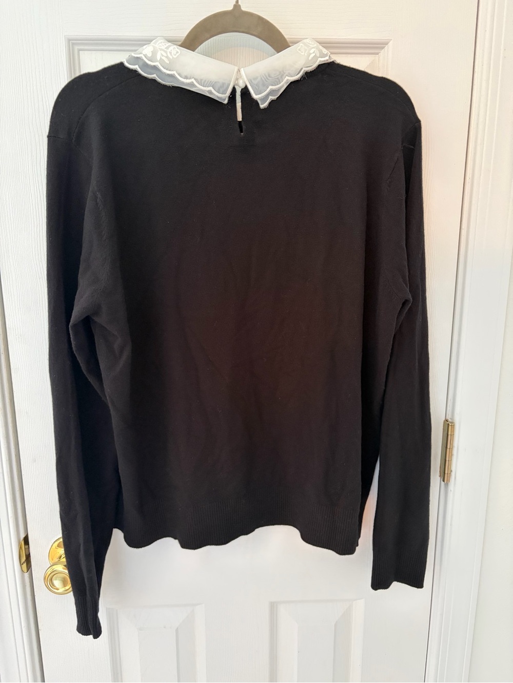 Sioni Black Sweater with White Embellished Lace Collar - Picture 3 of 3